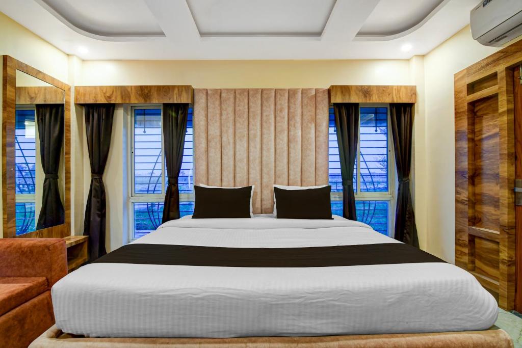 Duplex Suite with Private Pool Image 3